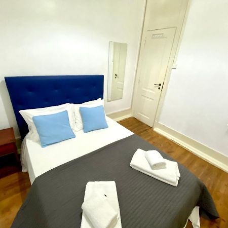 Relax Chiado 3 - Cute Little Double Room With Shared Bathroom Лиссабон Экстерьер фото