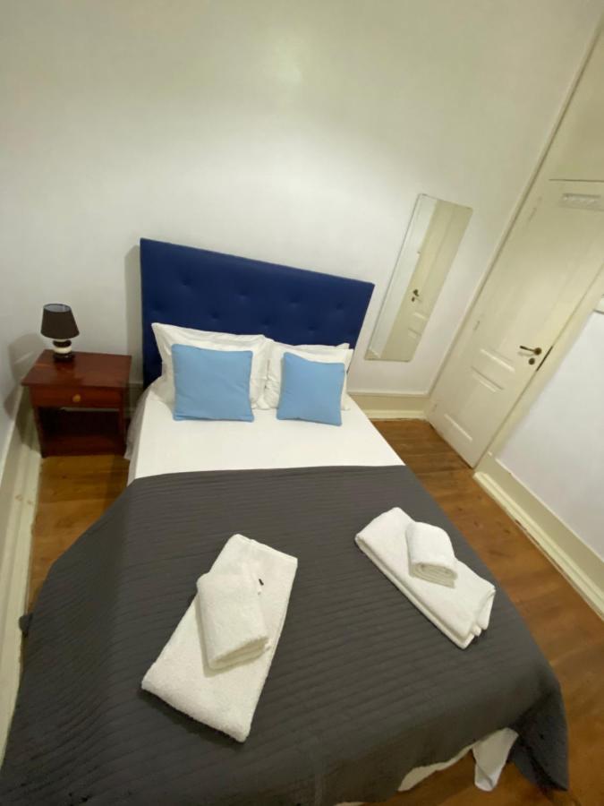 Relax Chiado 3 - Cute Little Double Room With Shared Bathroom Лиссабон Экстерьер фото