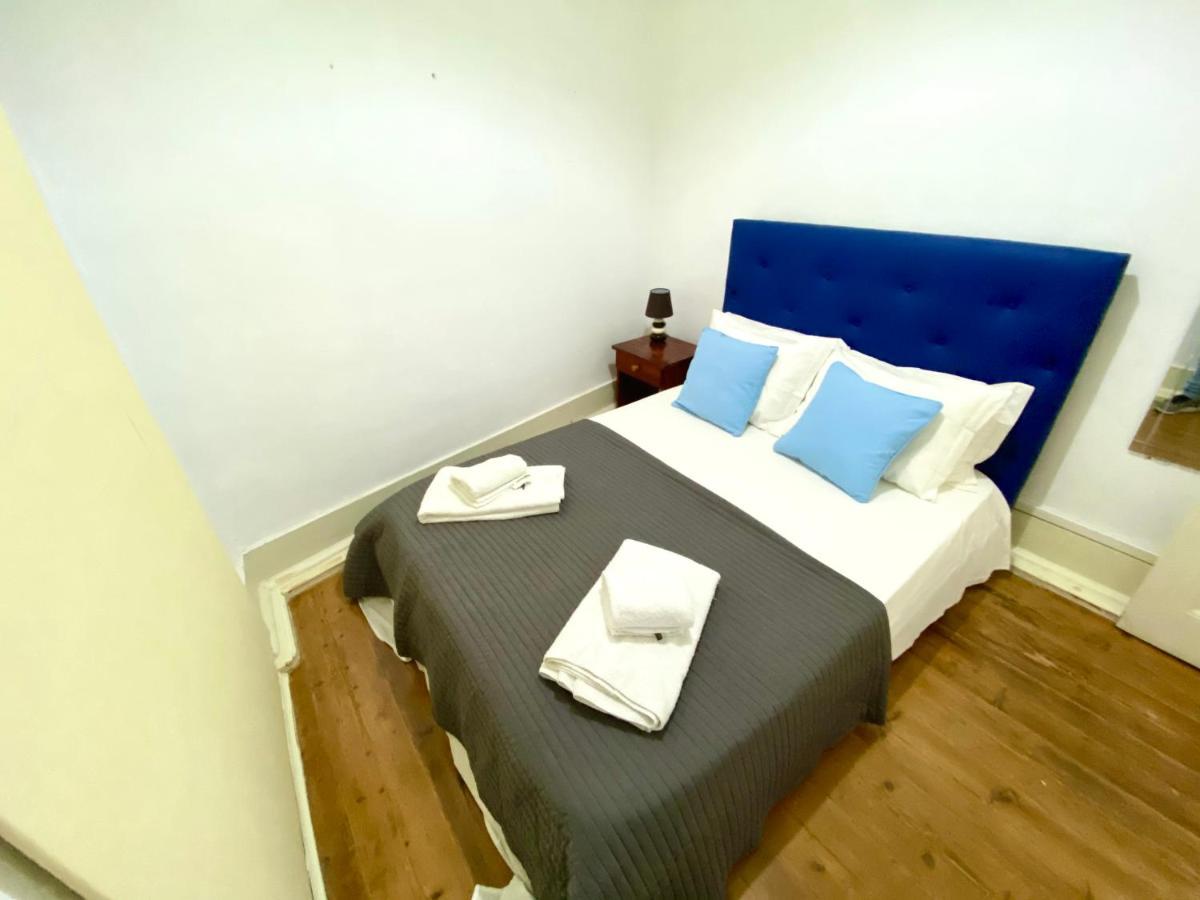 Relax Chiado 3 - Cute Little Double Room With Shared Bathroom Лиссабон Экстерьер фото