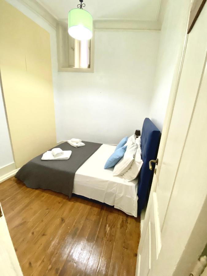 Relax Chiado 3 - Cute Little Double Room With Shared Bathroom Лиссабон Экстерьер фото